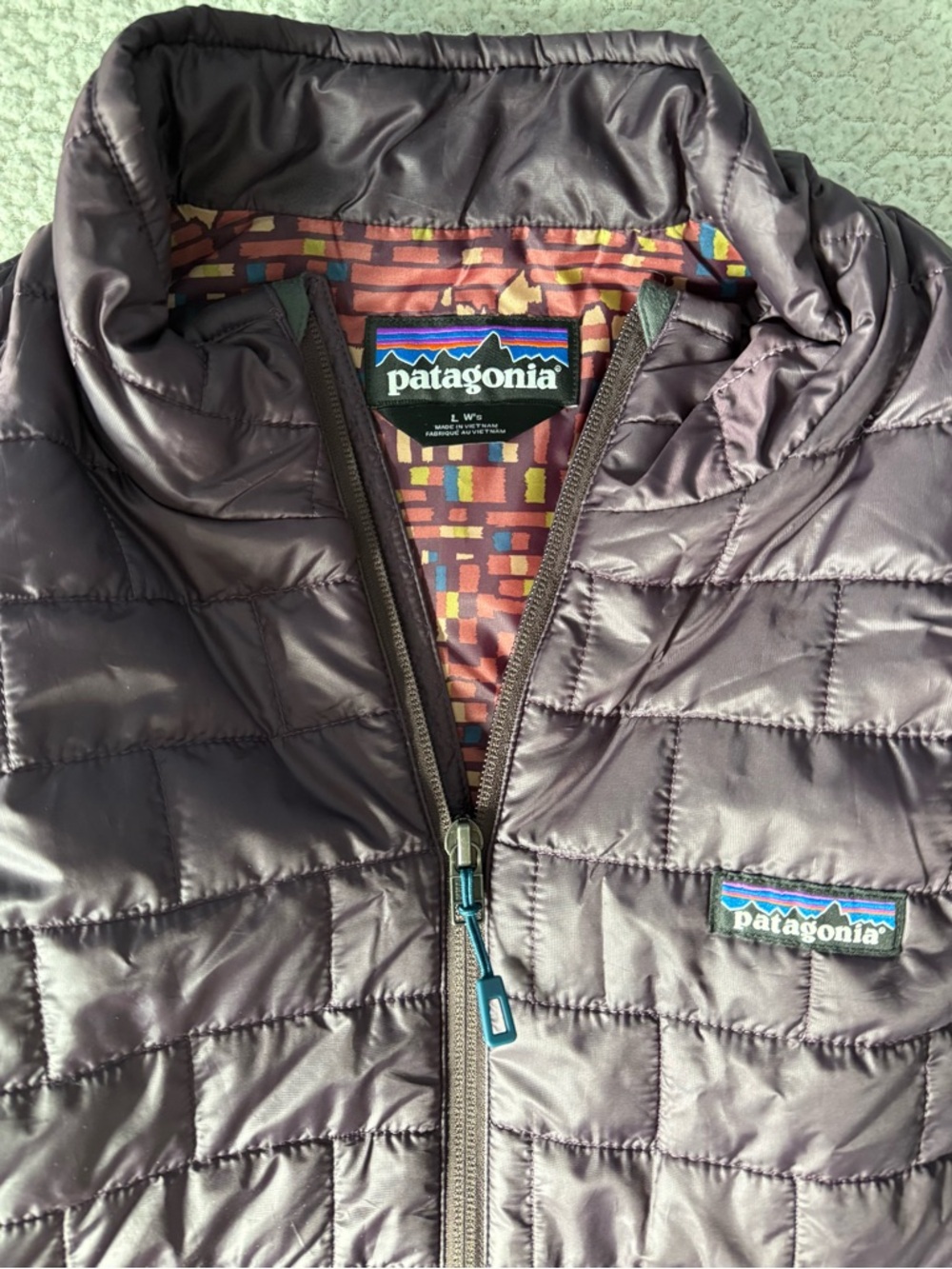Patagonia Quilted Puffer Vest in Deep Plum - Picture 3 of 4
